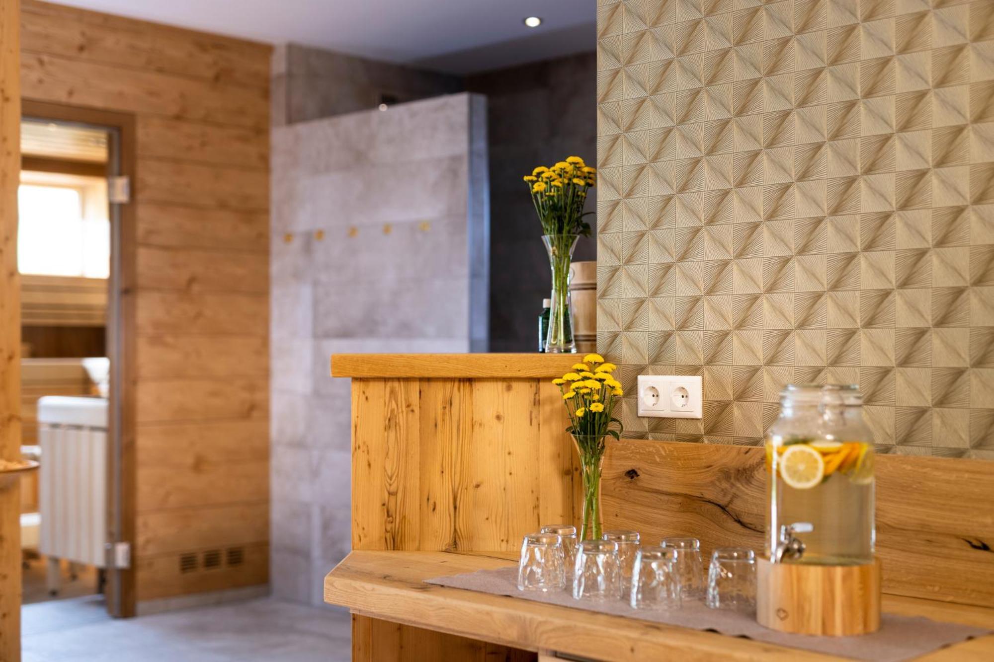 Gamsalm Aparthotel Kals-am Großglockner Kültér fotó